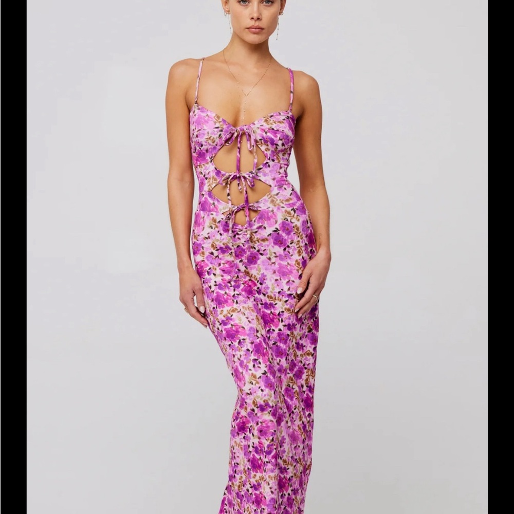 Summer Midi Resa dress in xs brand new with tags in pink floral